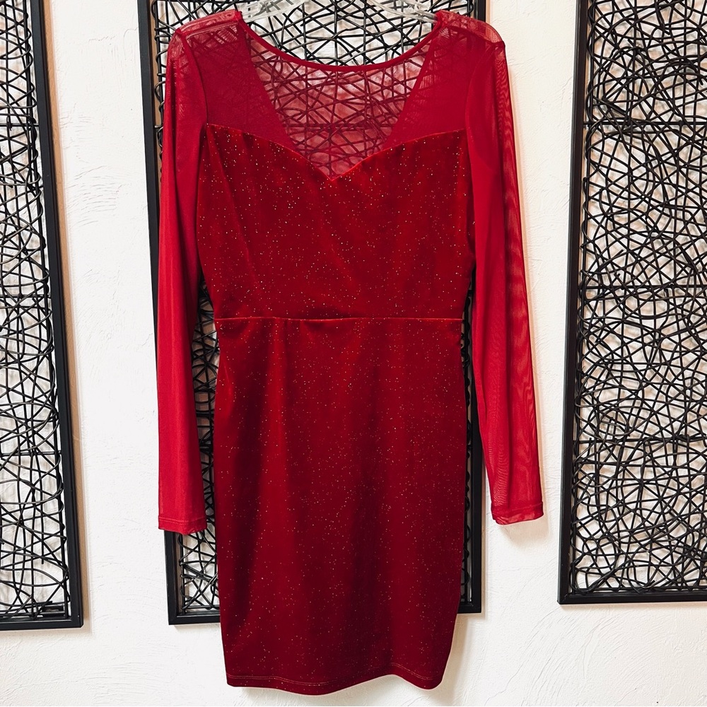 Social Couture Holiday Red Dress M/L